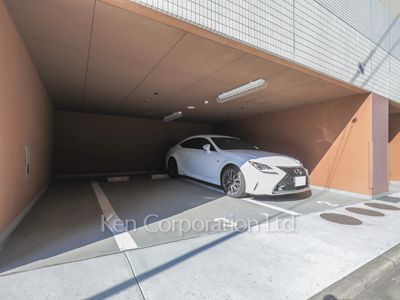  Parking Lot
