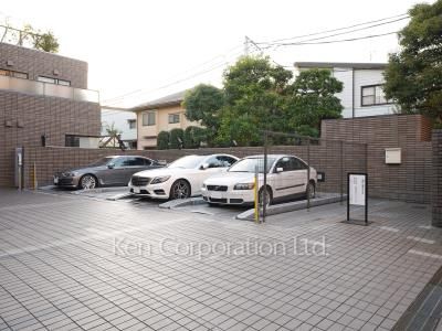  Parking Lot