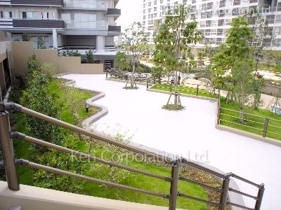  Courtyard/Greenery