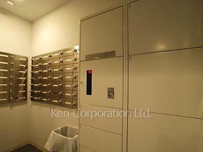  Mail/Delivery box