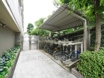  Bicycle-parking Space