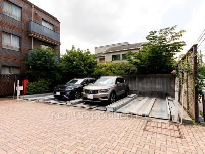  Parking Lot
