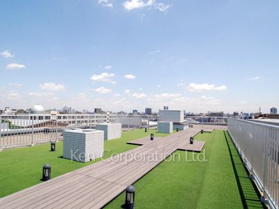 Rooftop Terrace