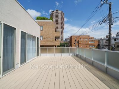 Roof Balcony