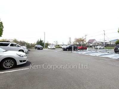  Parking Lot