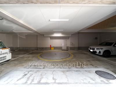  Parking Lot