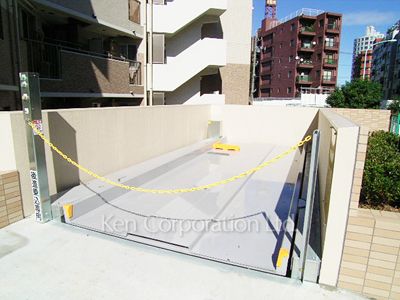 Parking Lot