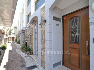 Courtyard/Greenery