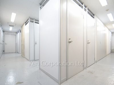 Trunk room