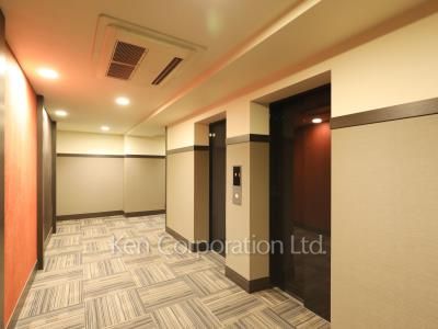  Corridor