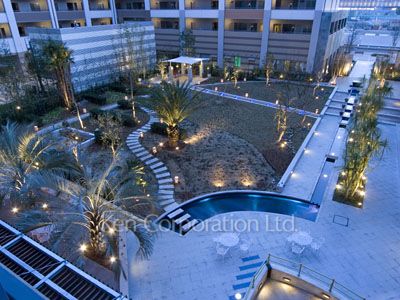  Courtyard/Greenery