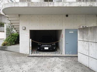  Parking Lot