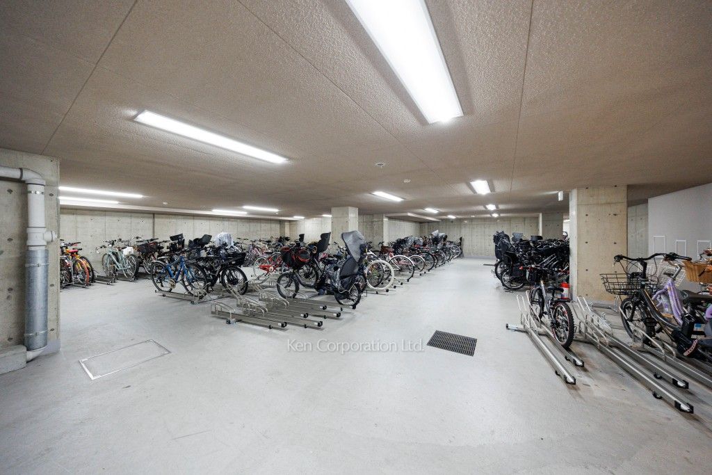 新宿 Prime Urban Shinjuku Natsumezaka Tower Residence for rent | Tokyo