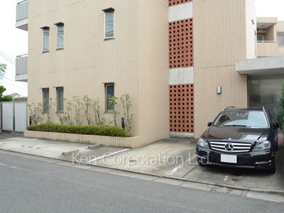 Parking Lot