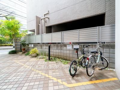  Bicycle-parking Space