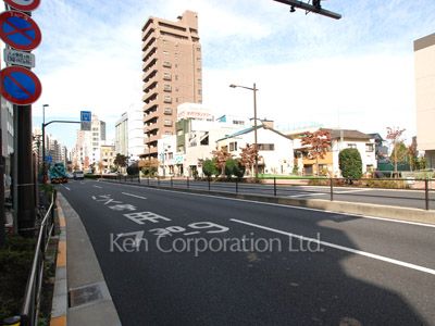  Neighborhood