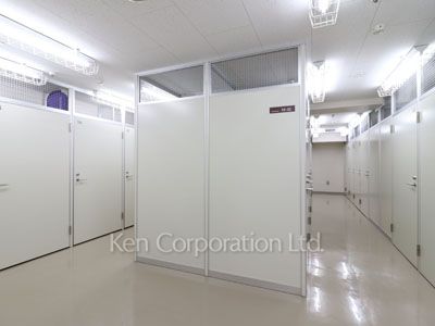 Trunk room