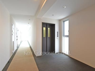  Corridor