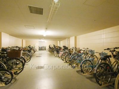  Bicycle-parking Space