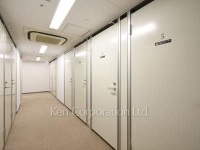 Trunk room