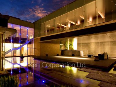 Courtyard/Greenery