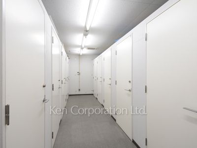 Trunk room