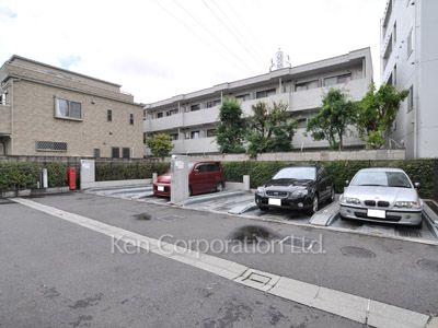  Parking Lot