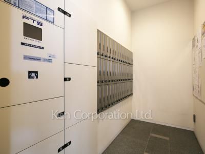  Mail/Delivery box