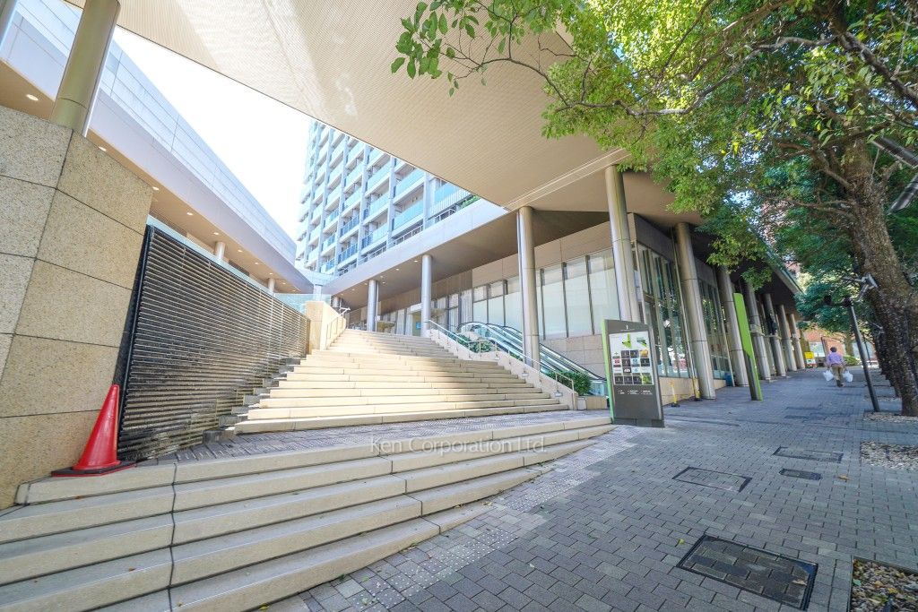 東京暮色台本 今昔 KON-JAKU 『今昔×ラミアール』コラボ 総刺繍 和柄 斜めZIP