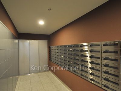  Mail/Delivery box