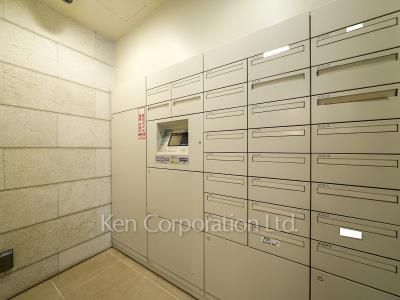  Mail/Delivery box