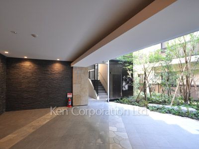 Courtyard/Greenery
