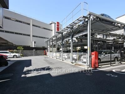  Parking Lot