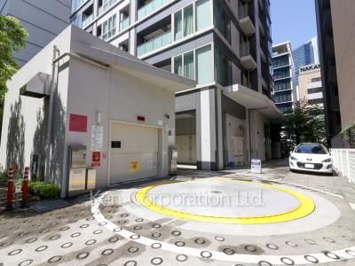  Parking Lot