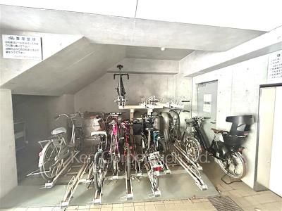Bicycle-parking Space