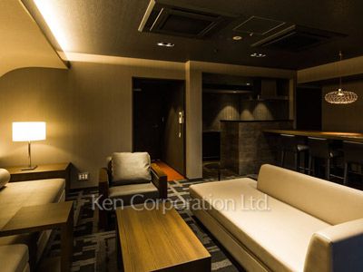Sky View Lounge