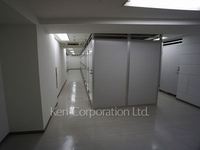 Trunk room