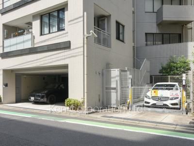 Parking Lot