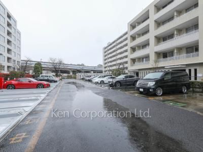 Parking Lot