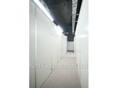 Trunk room