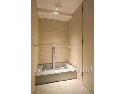 Pet care facility