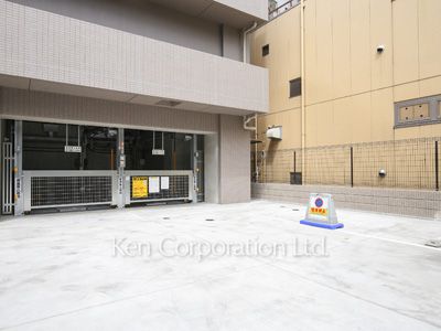  Parking Lot