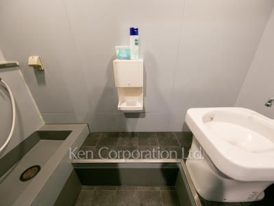 Pet care facility