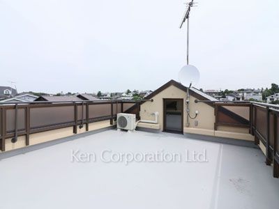 Roof Balcony