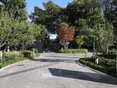  Neighborhood