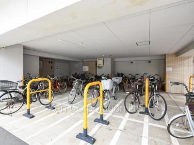  Bicycle-parking Space