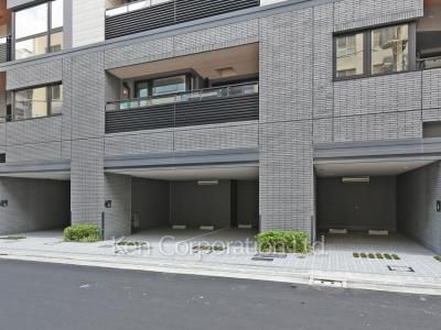  Parking Lot