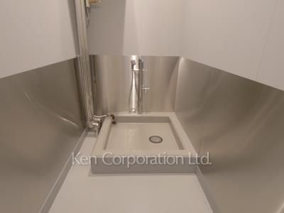 Foot shower for pet