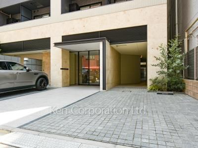  Parking Lot