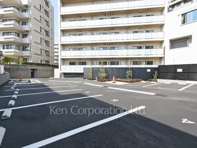  Parking Lot